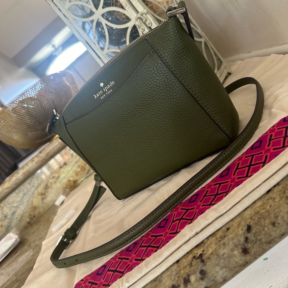 New Kate spade crossbody - Picture 4 of 8
